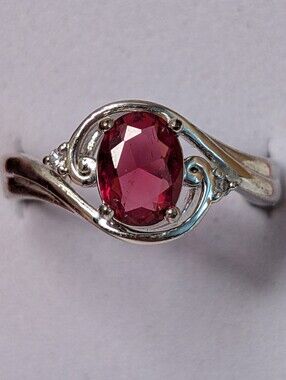 3 for $25 Fragrant Jewels Size 8 Ring Red Stone NWOT
